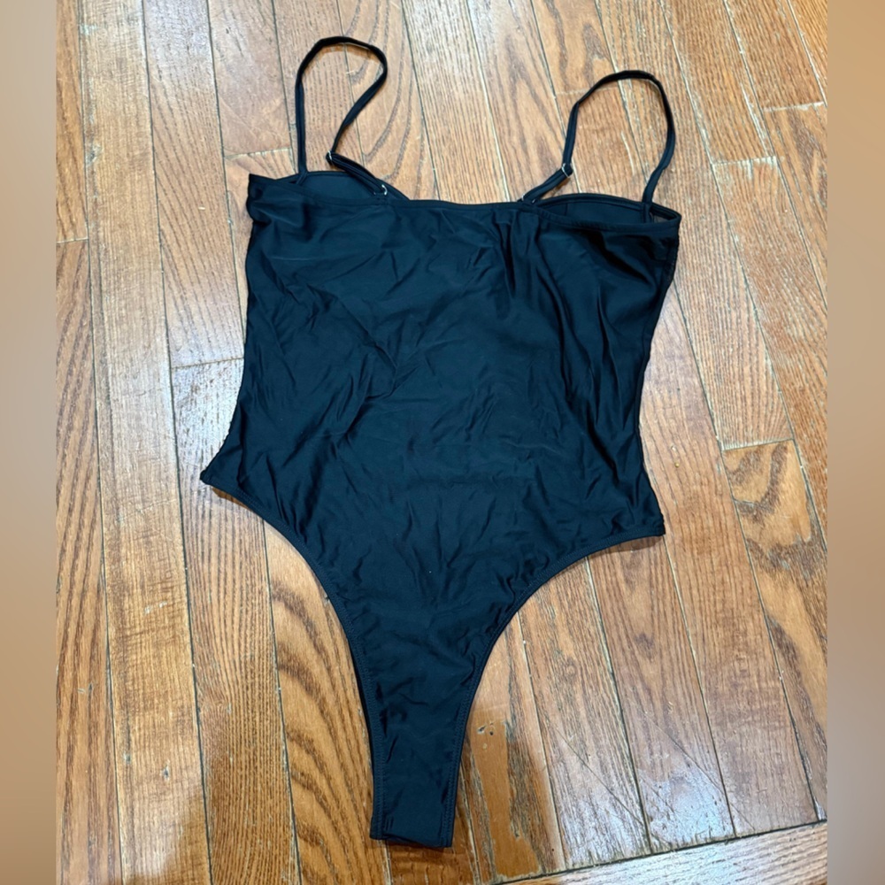 Fashion Nova Black Top with Sparkling Details - Picture 5 of 8